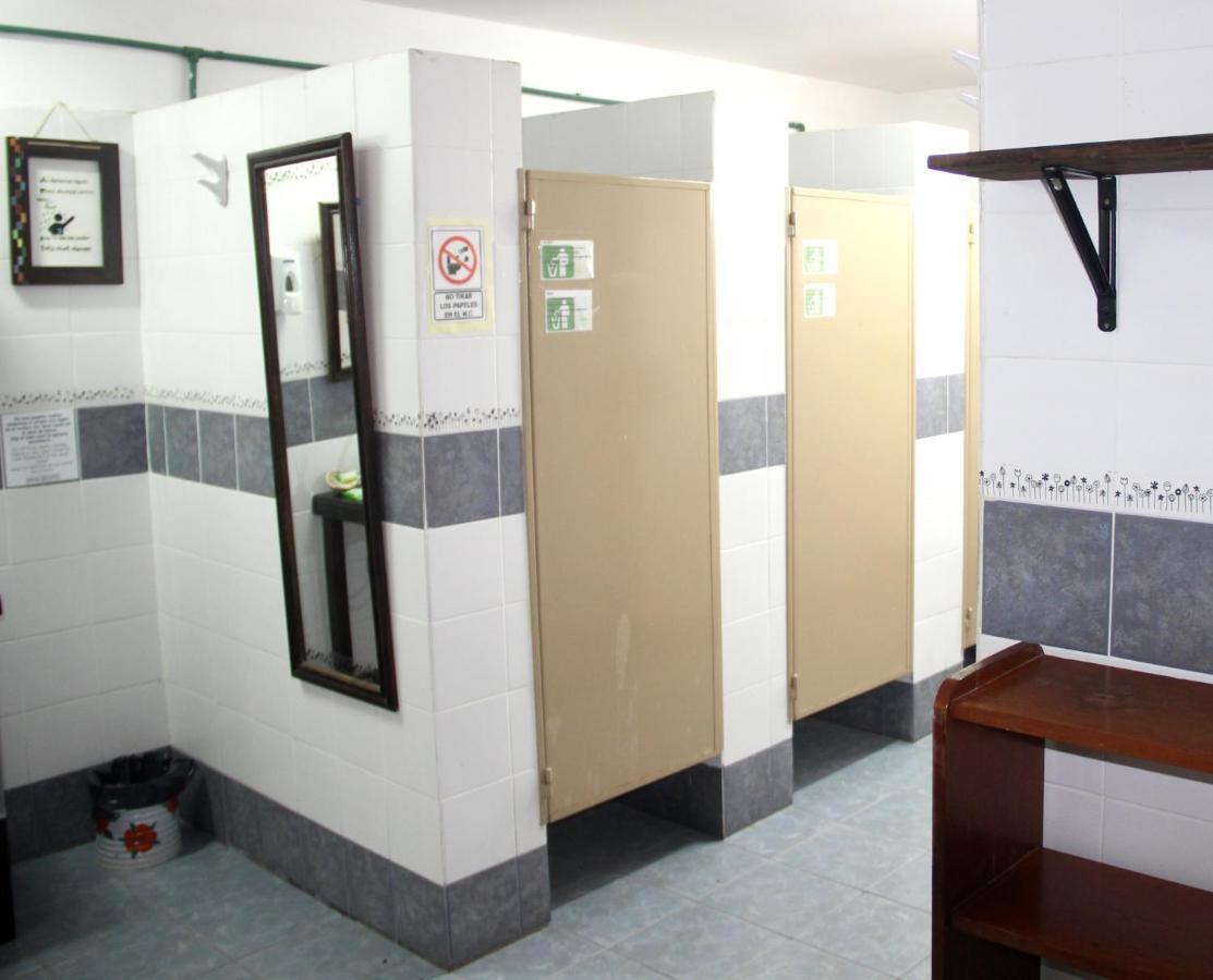 Hostel Bahia Ballenas 푸레르토피라미드 외부 사진